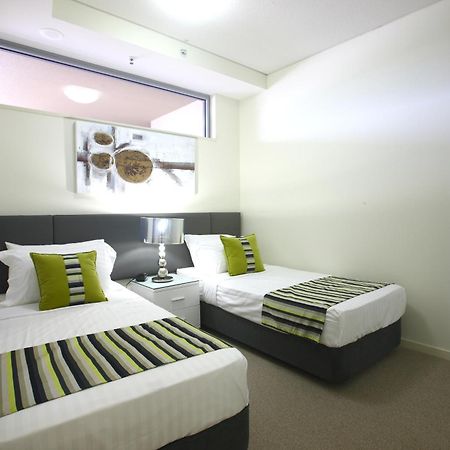 Monaco Caloundra Aparthotel Exterior foto