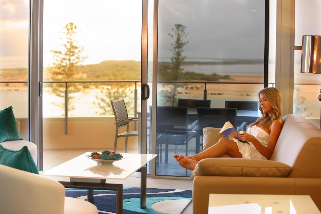 Monaco Caloundra Aparthotel Quarto foto