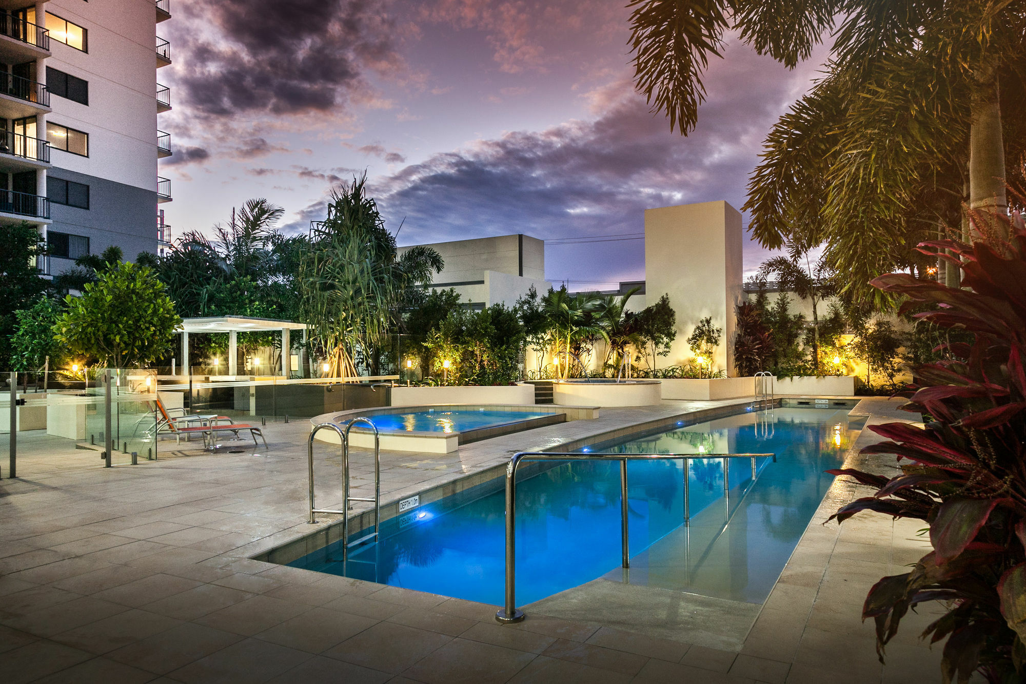 Monaco Caloundra Aparthotel Exterior foto
