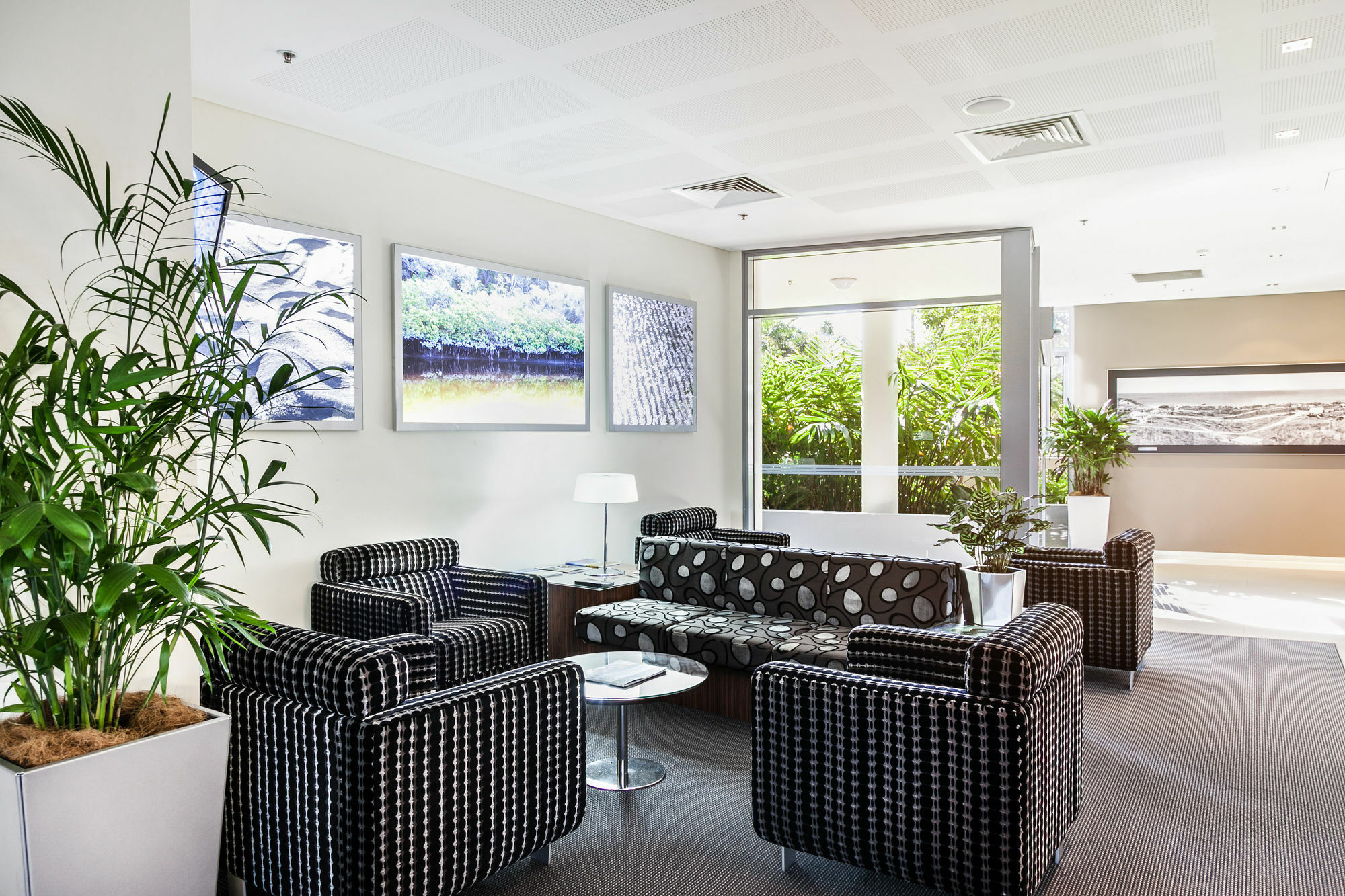 Monaco Caloundra Aparthotel Exterior foto